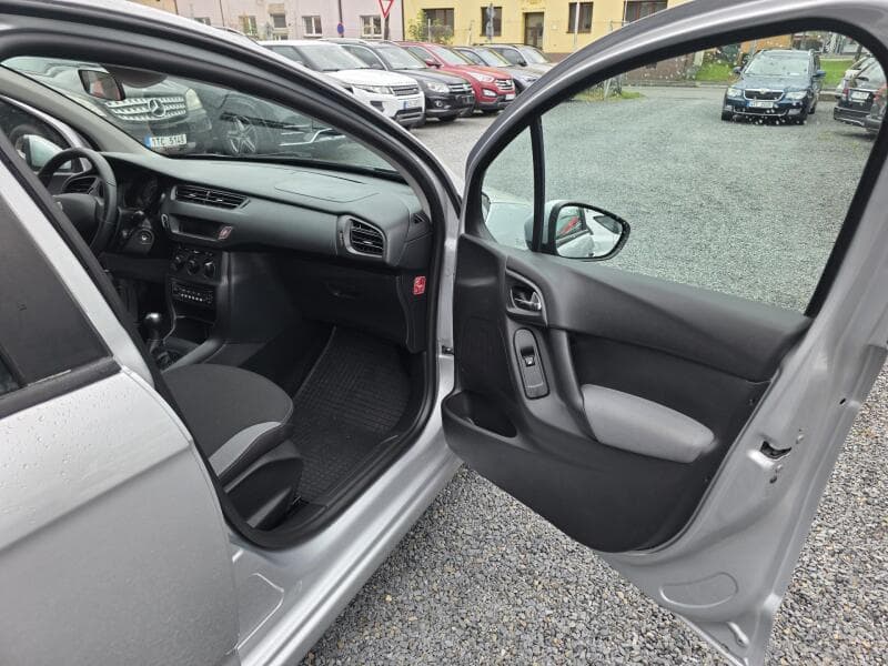 2011 Citroen C3 - 10