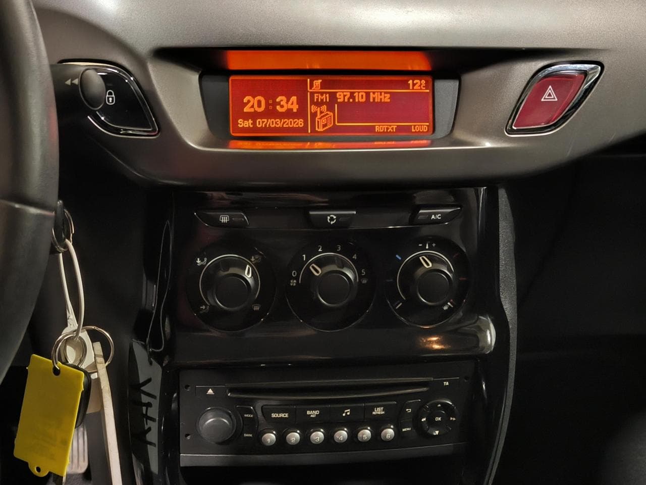 2014 Citroen C3 - 14