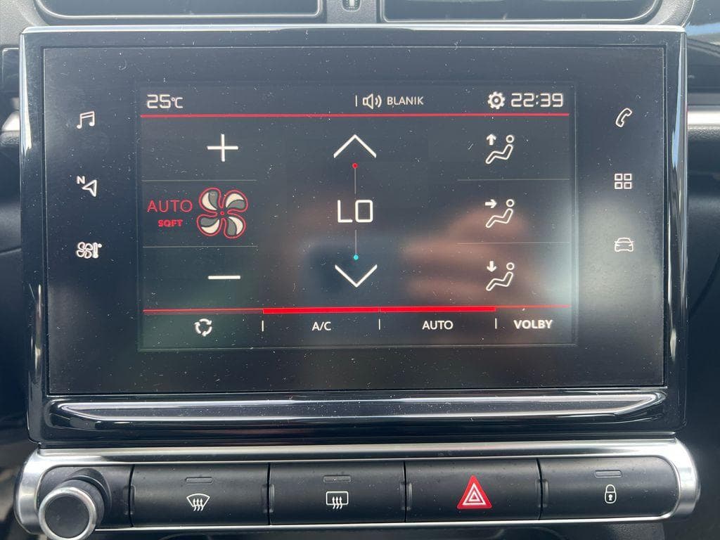 2017 Citroen C3 - 29