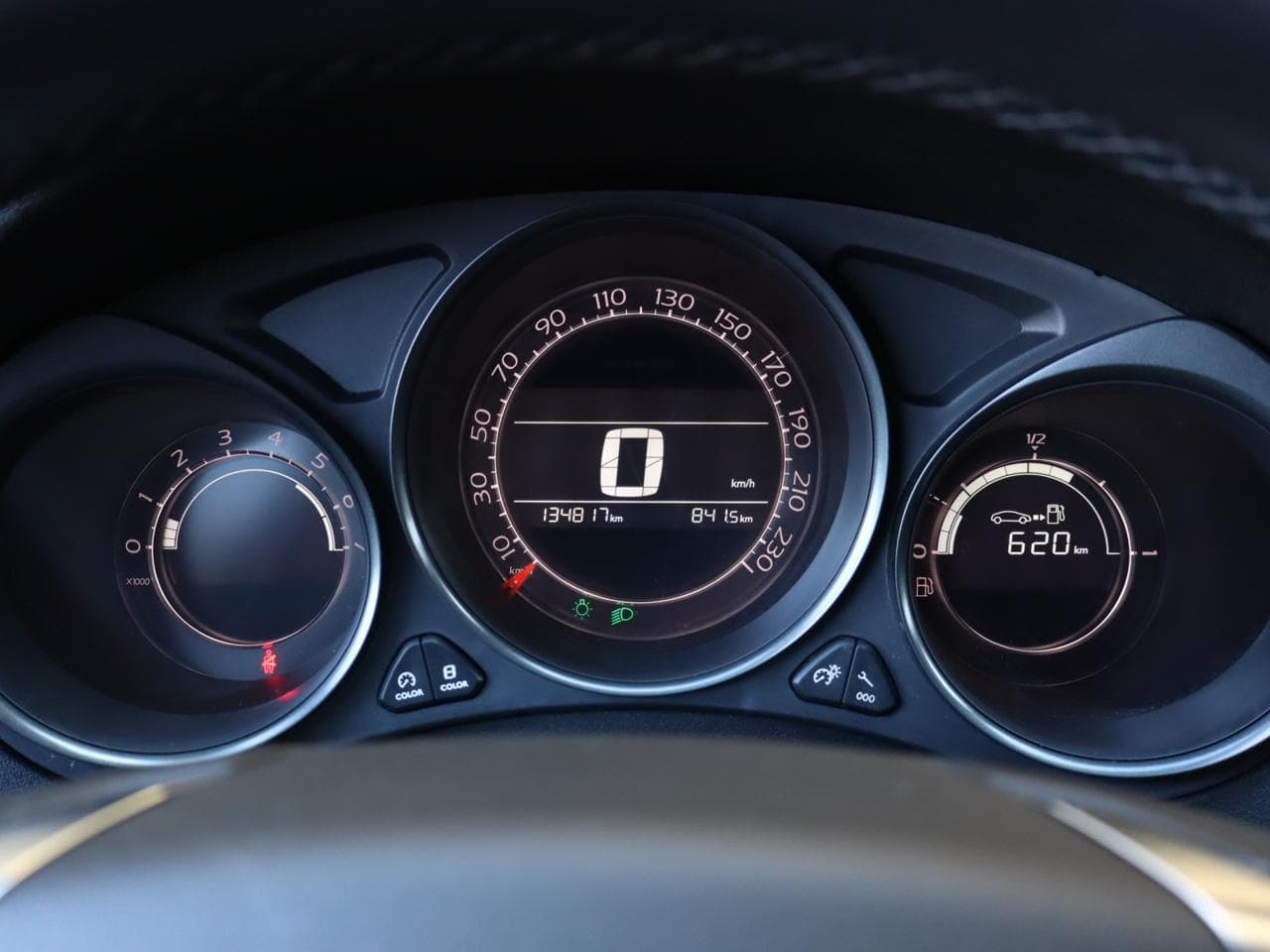 2013 Citroen C4 - 15