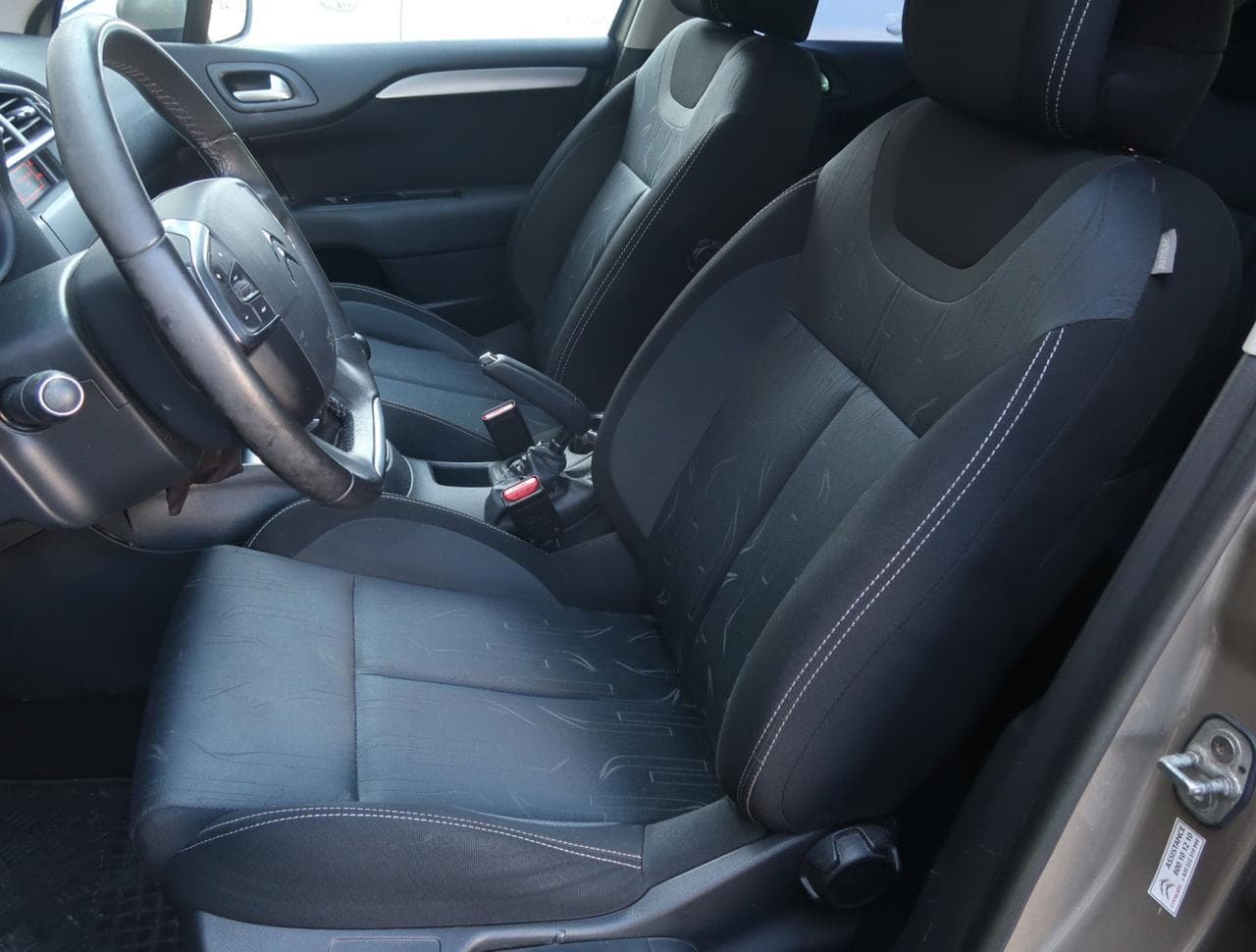 2014 Citroen C4 - 16