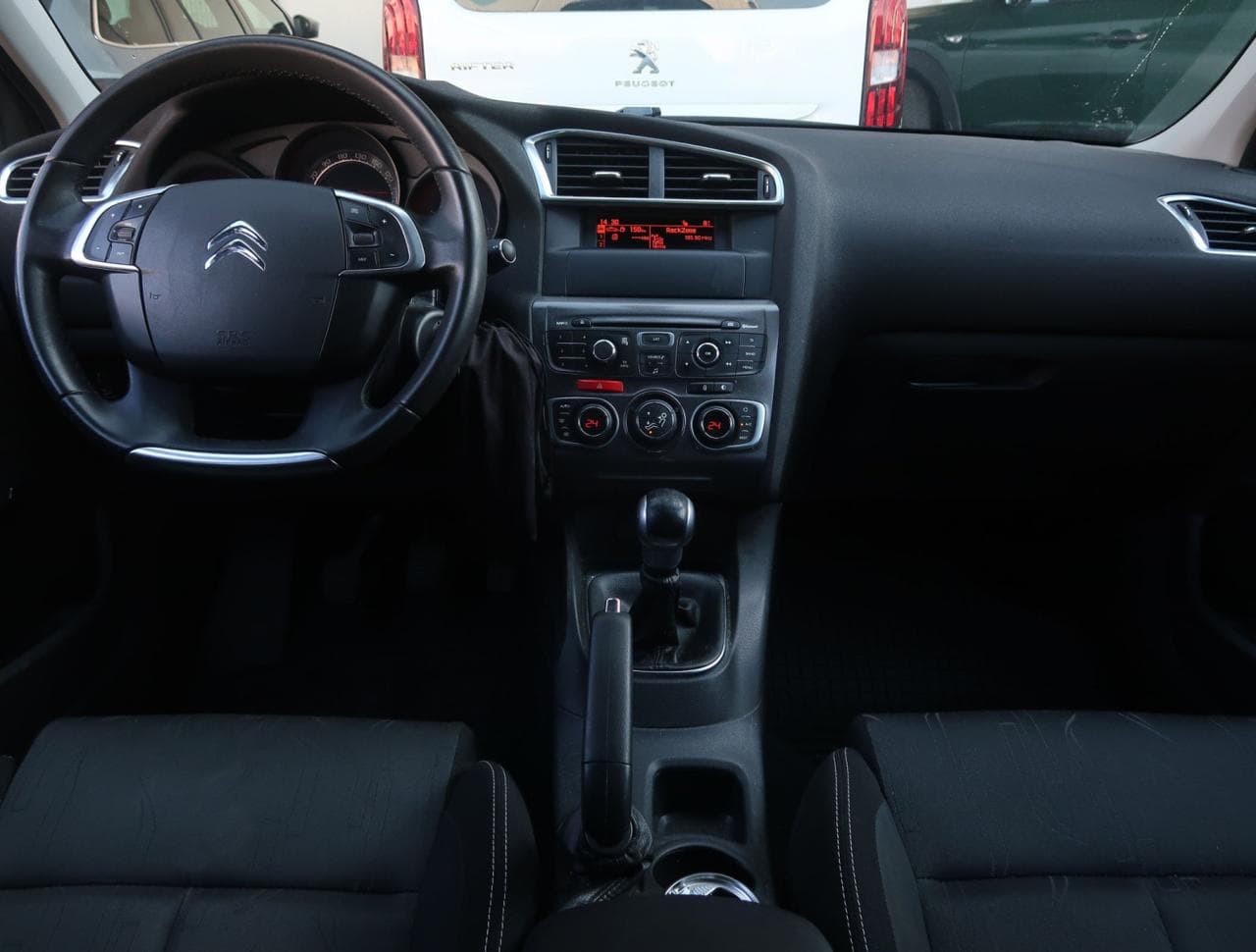 2014 Citroen C4 - 10