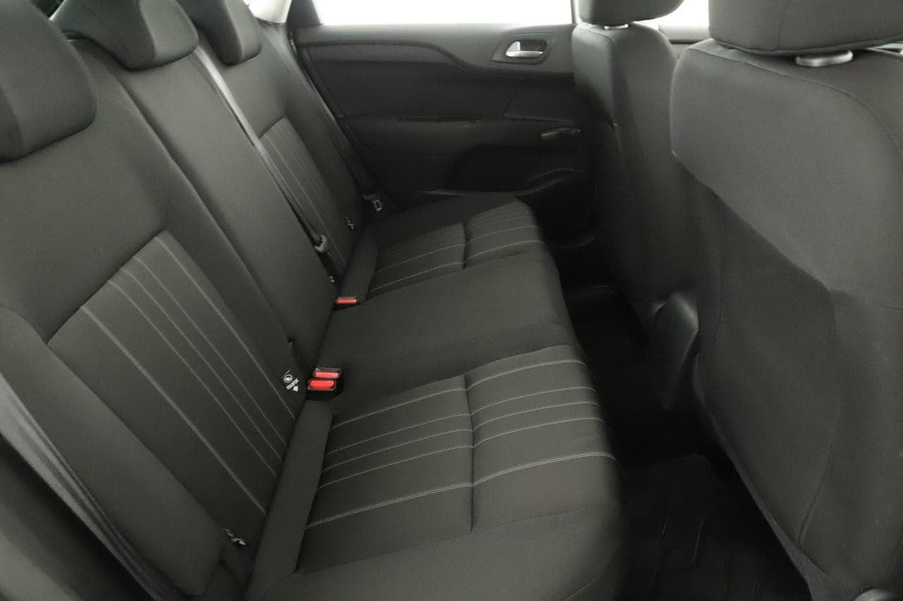 2013 Citroen C4 - 10