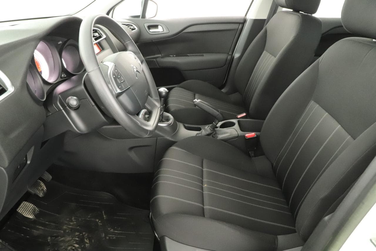 2013 Citroen C4 - 13