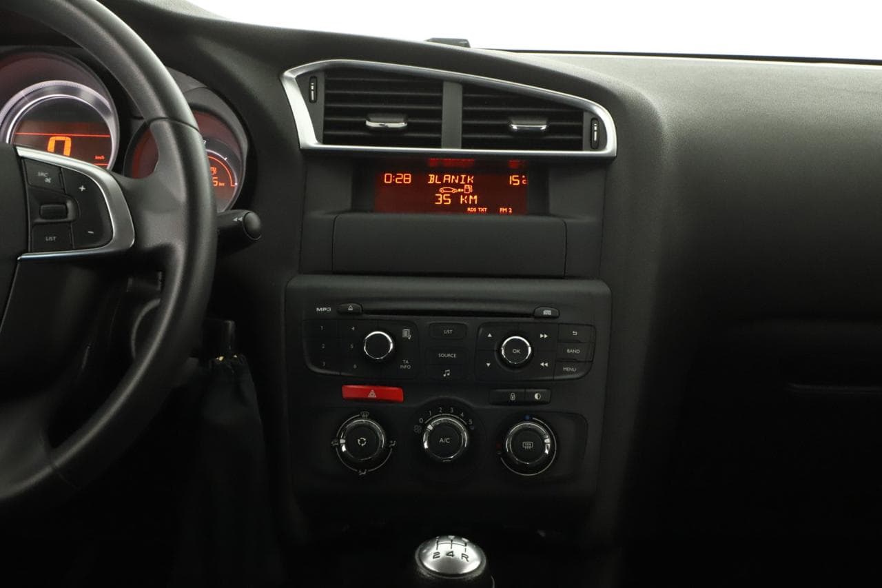 2013 Citroen C4 - 17