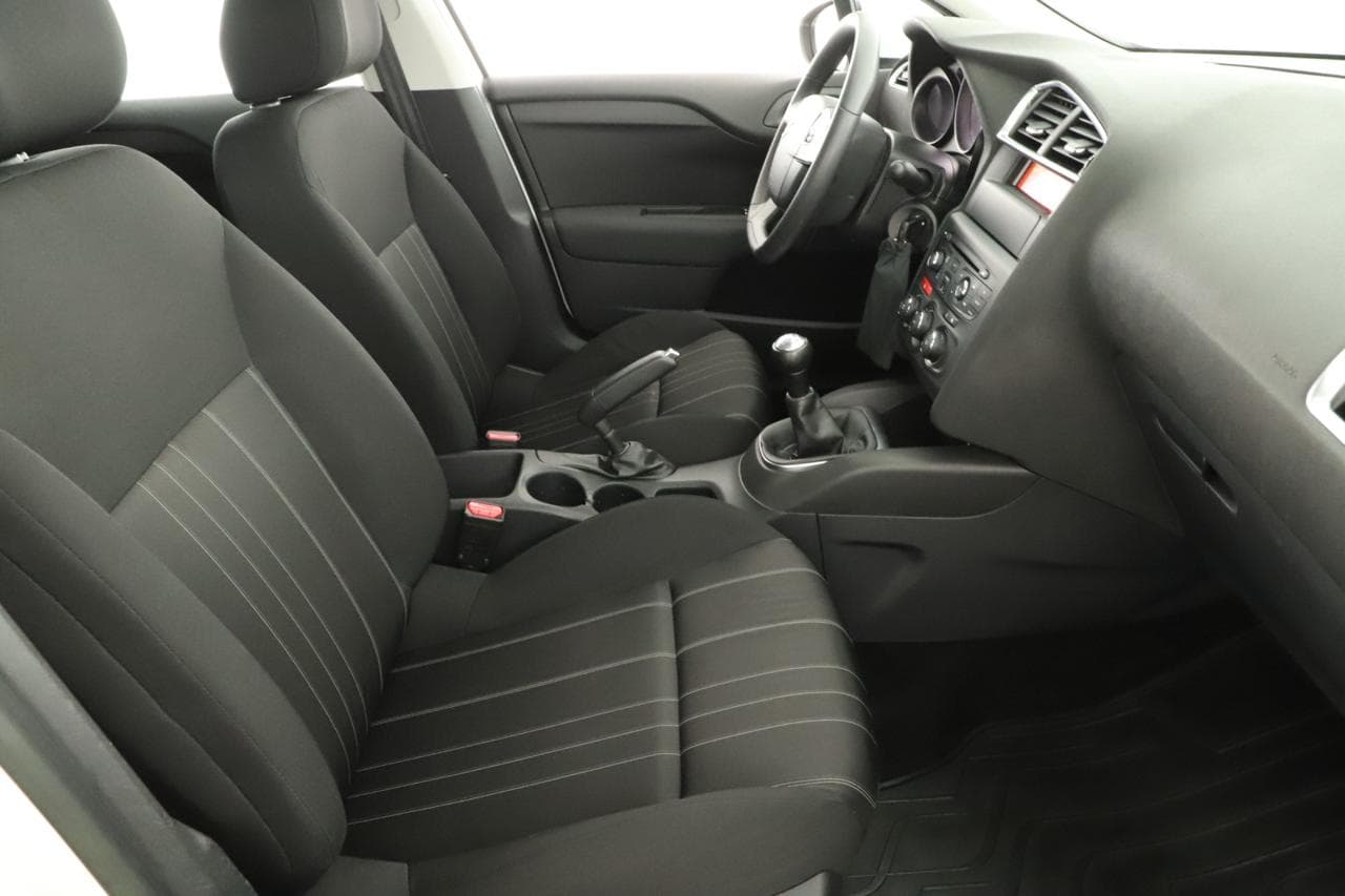 2013 Citroen C4 - 11