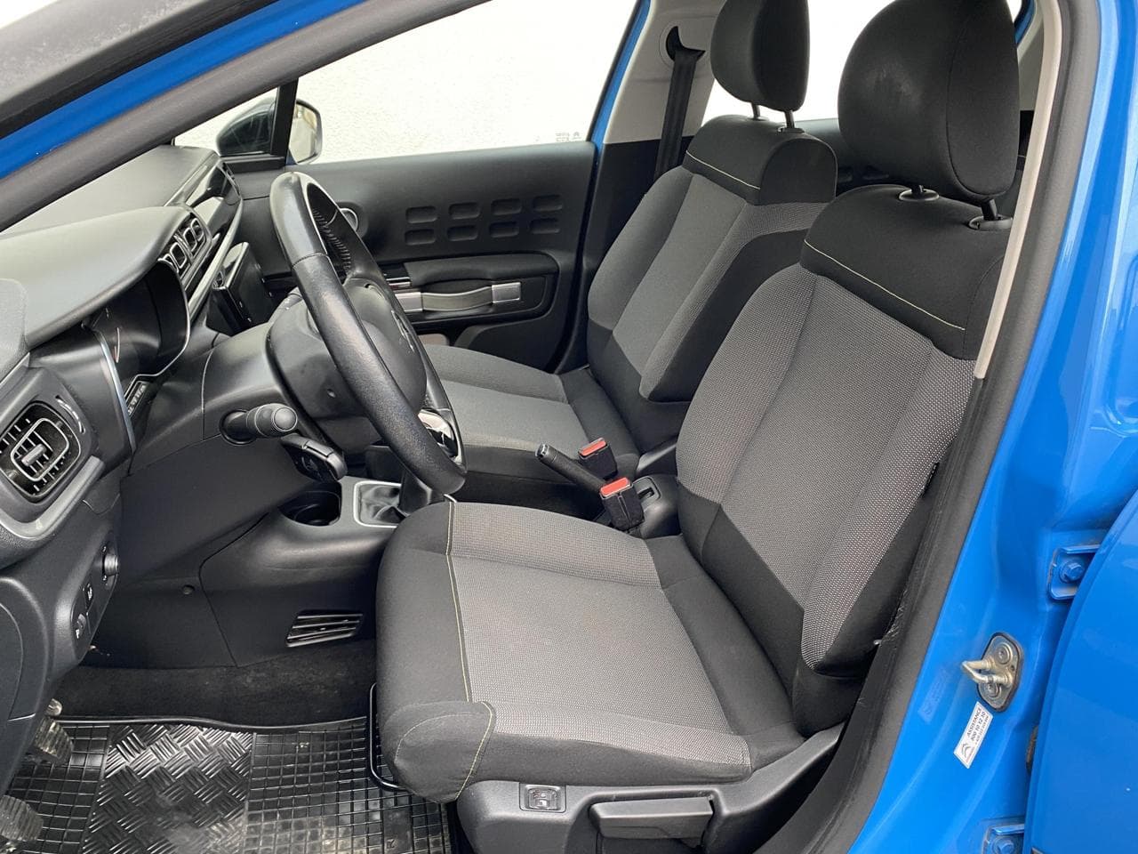 2018 Citroen C3 - 9