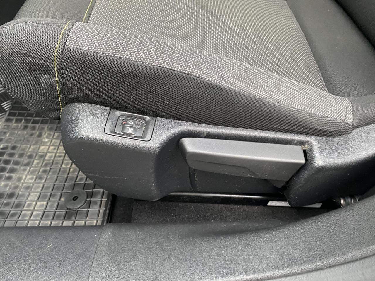 2018 Citroen C3 - 14