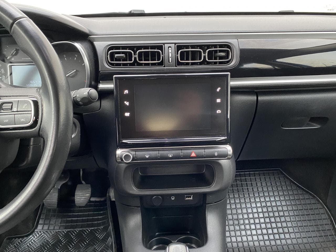 2018 Citroen C3 - 12