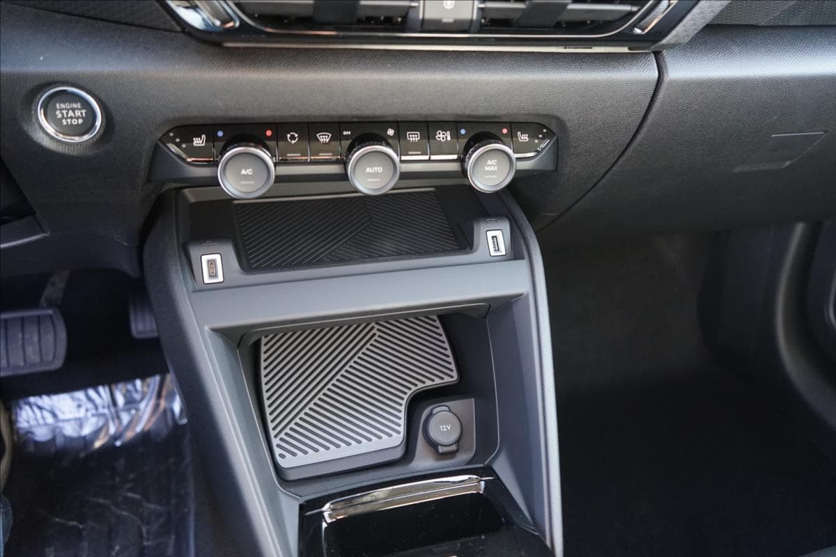 2026 Citroen C4 - 18