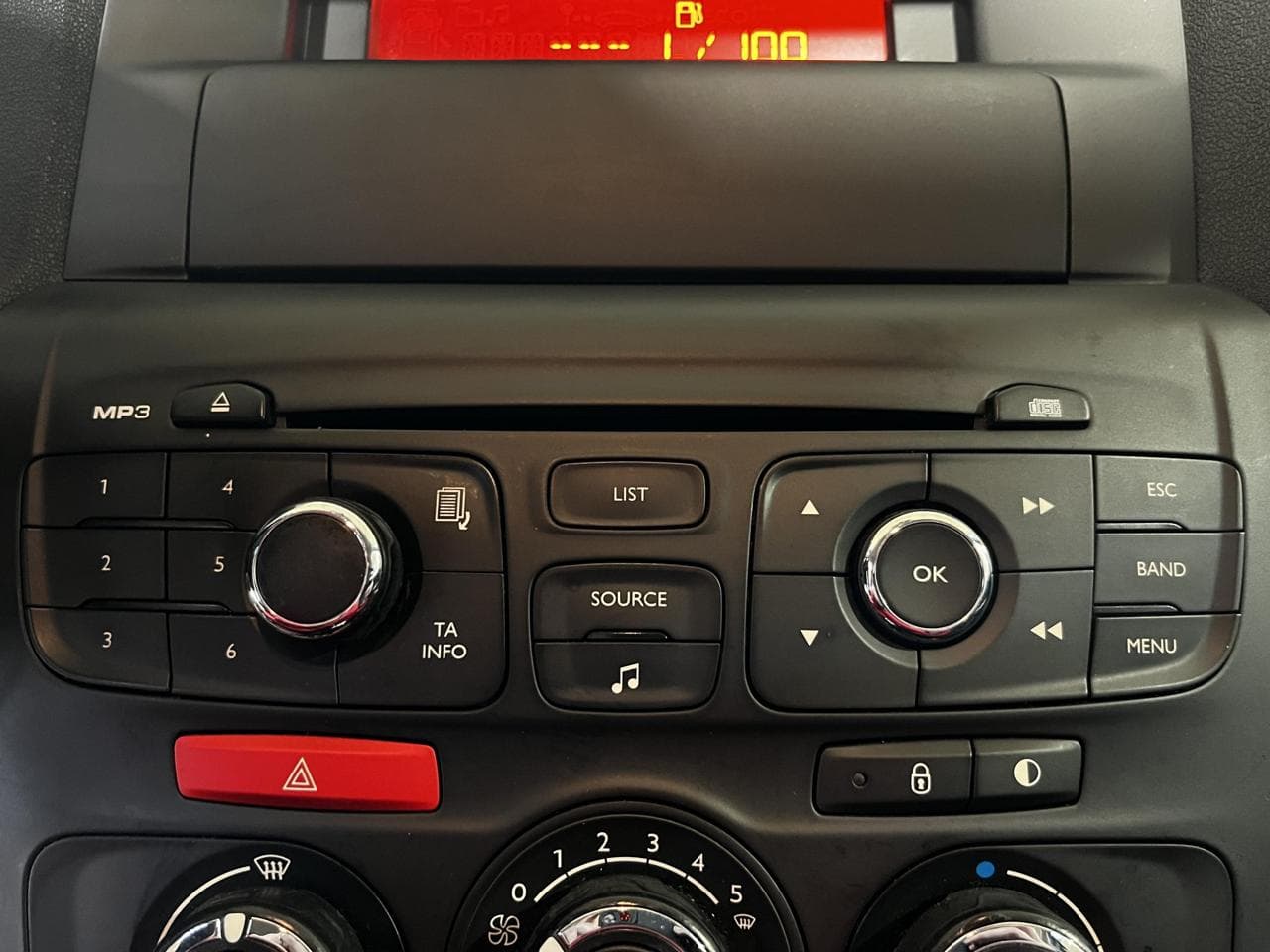 2012 Citroen C4 - 13
