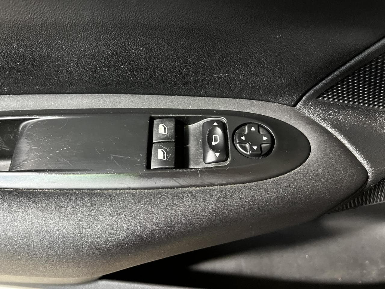 2012 Citroen C4 - 12