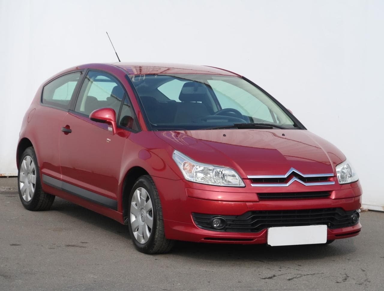 Citroën C4 1.4 16V 65kW hatchback