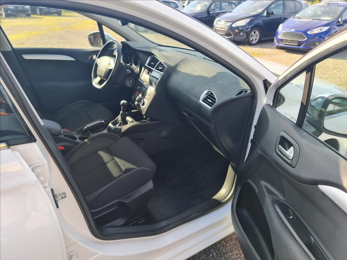 2013 Citroen C4 - 27