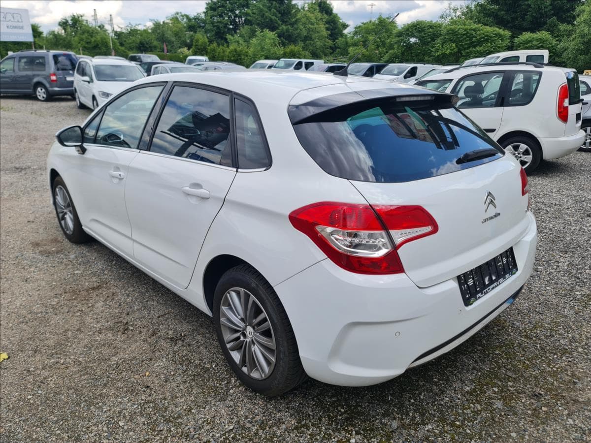 2013 Citroen C4 - 11