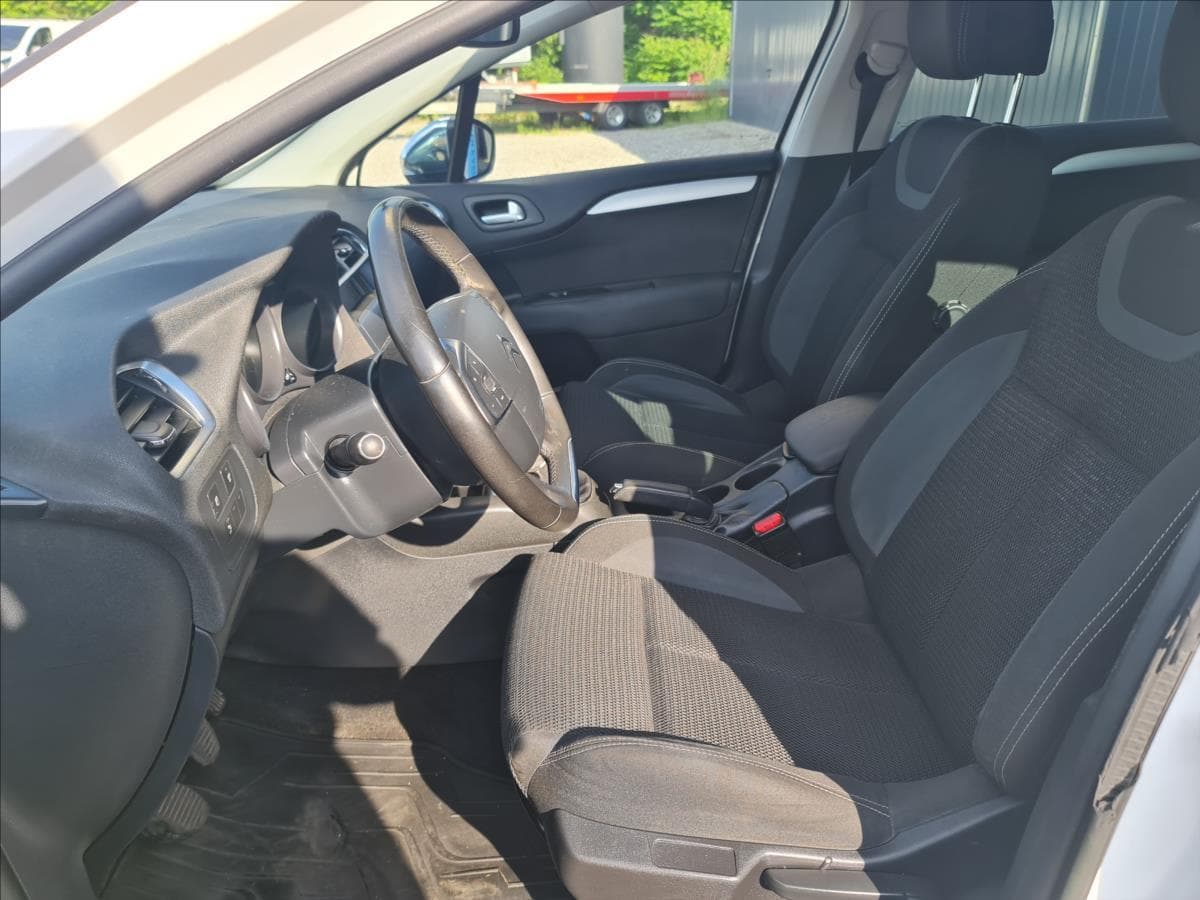 2013 Citroen C4 - 19