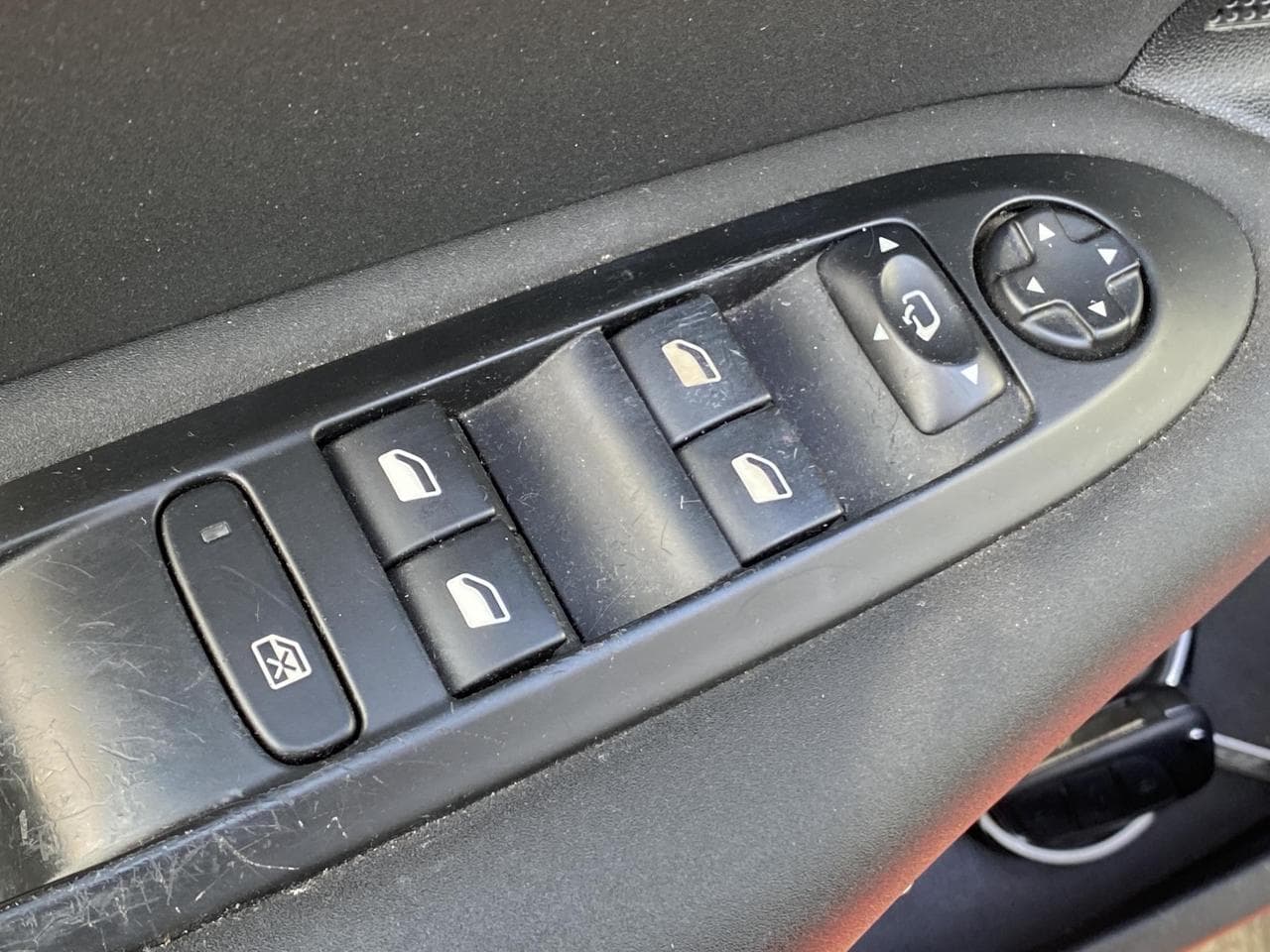 2012 Citroen C4 - 11