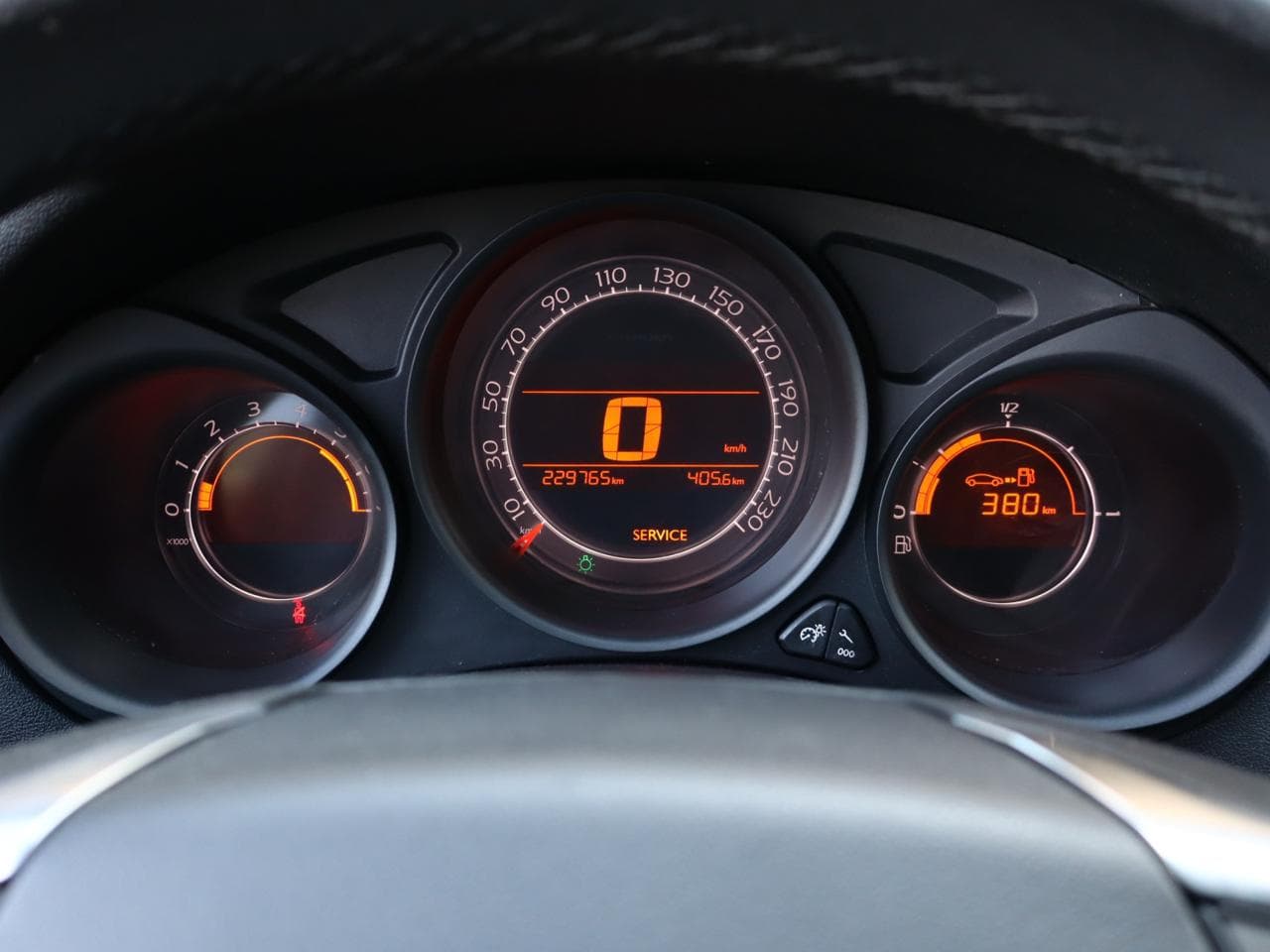 2014 Citroen C4 - 29