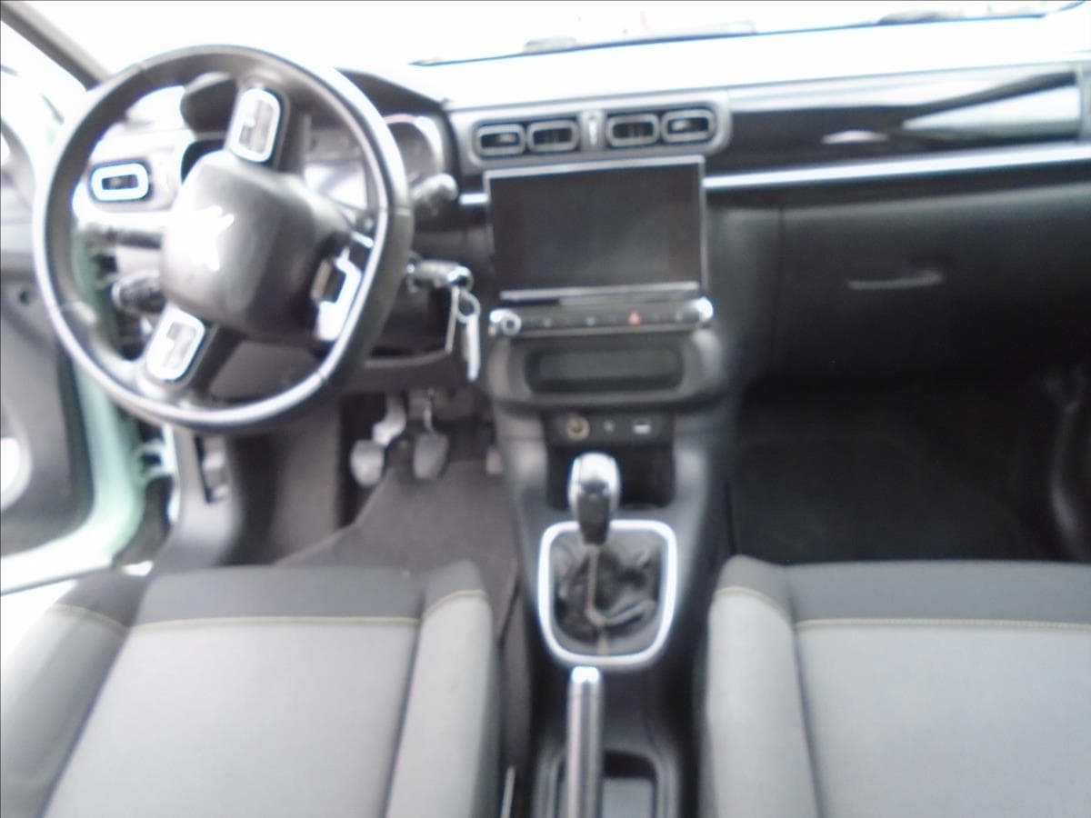 2018 Citroen C3 - 18