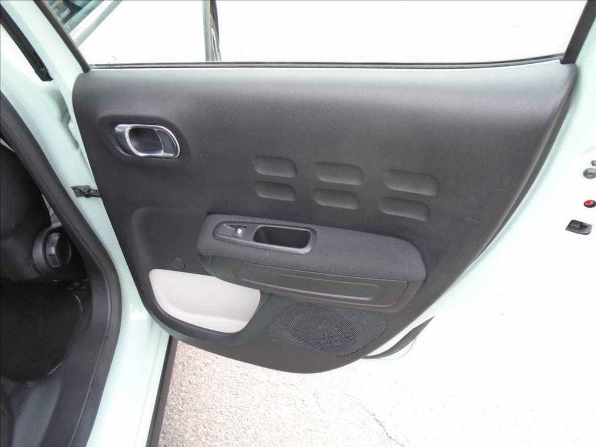 2018 Citroen C3 - 16