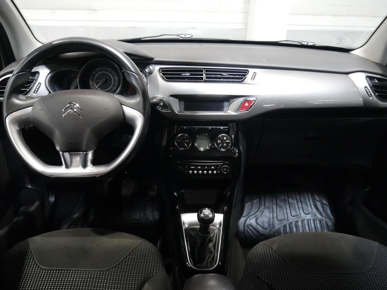 2013 Citroen C3 - 12