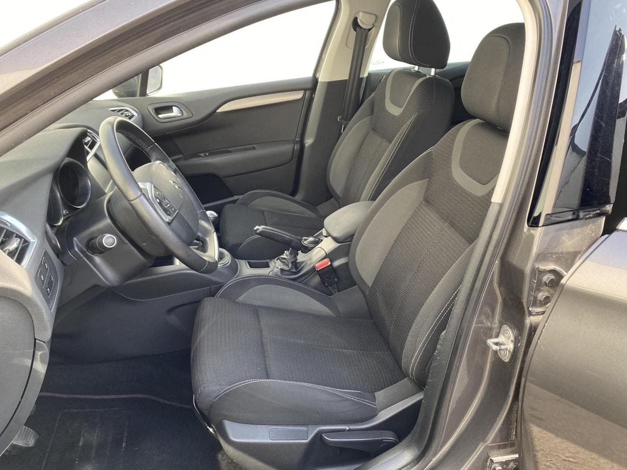 2018 Citroen C4 - 9