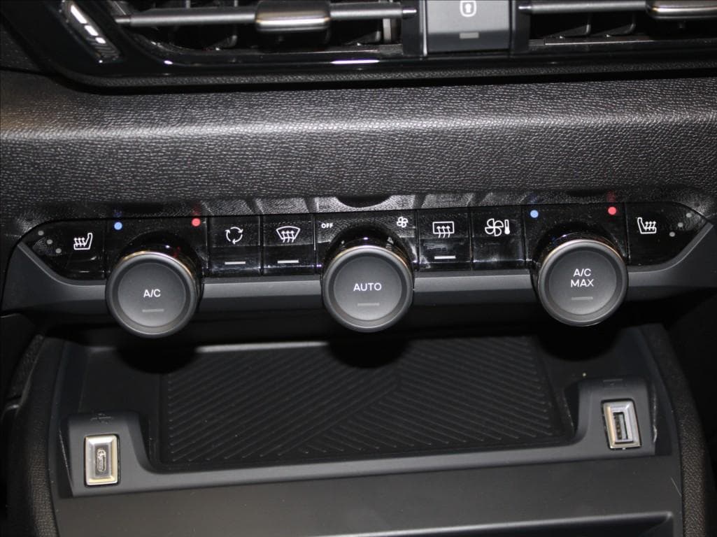 2024 Citroen C4 - 16