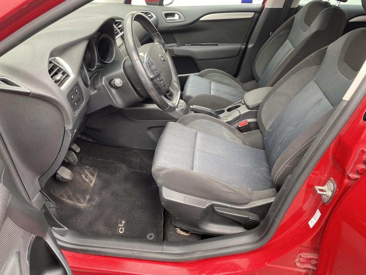 2012 Citroen C4 - 12