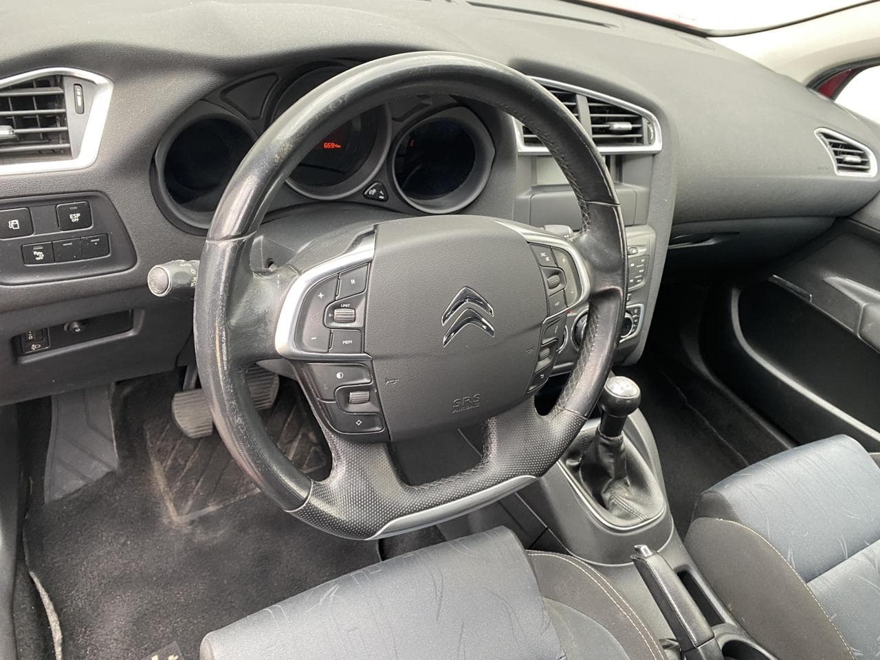 2012 Citroen C4 - 18