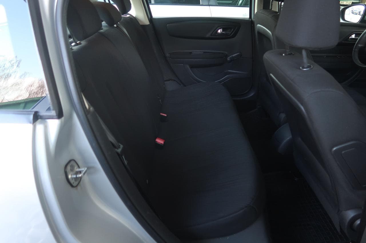 2010 Citroen C4 - 13