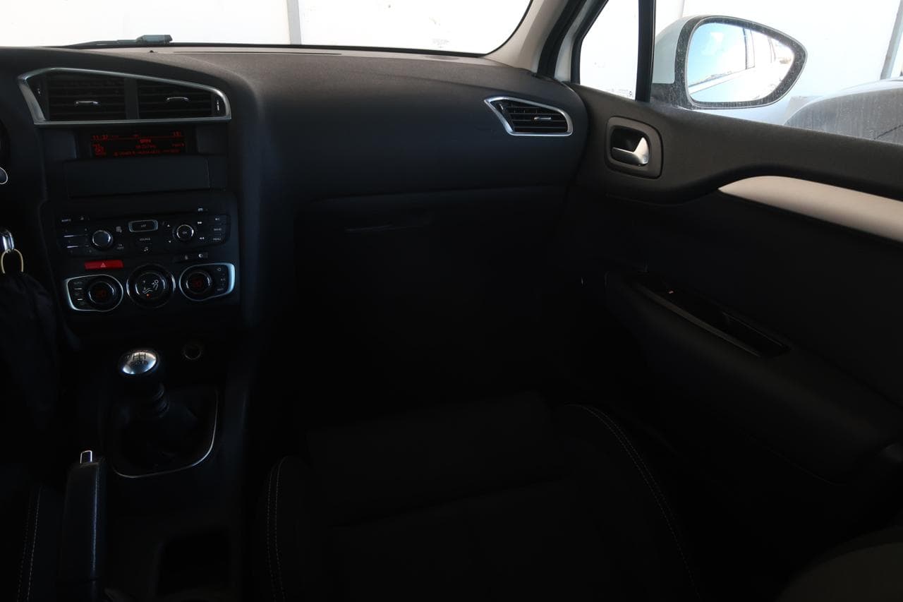 2012 Citroen C4 - 21