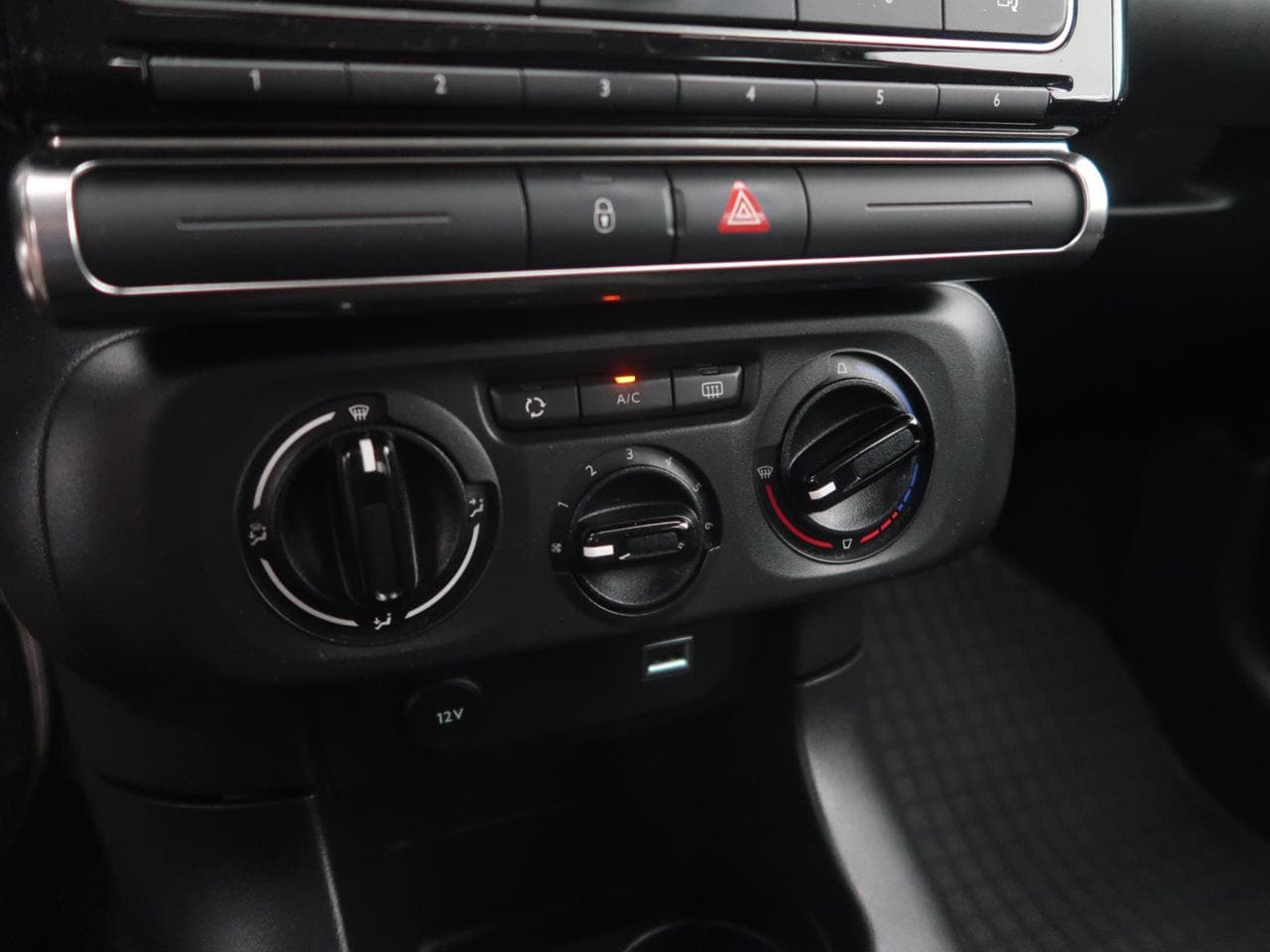 2019 Citroen C3 - 34