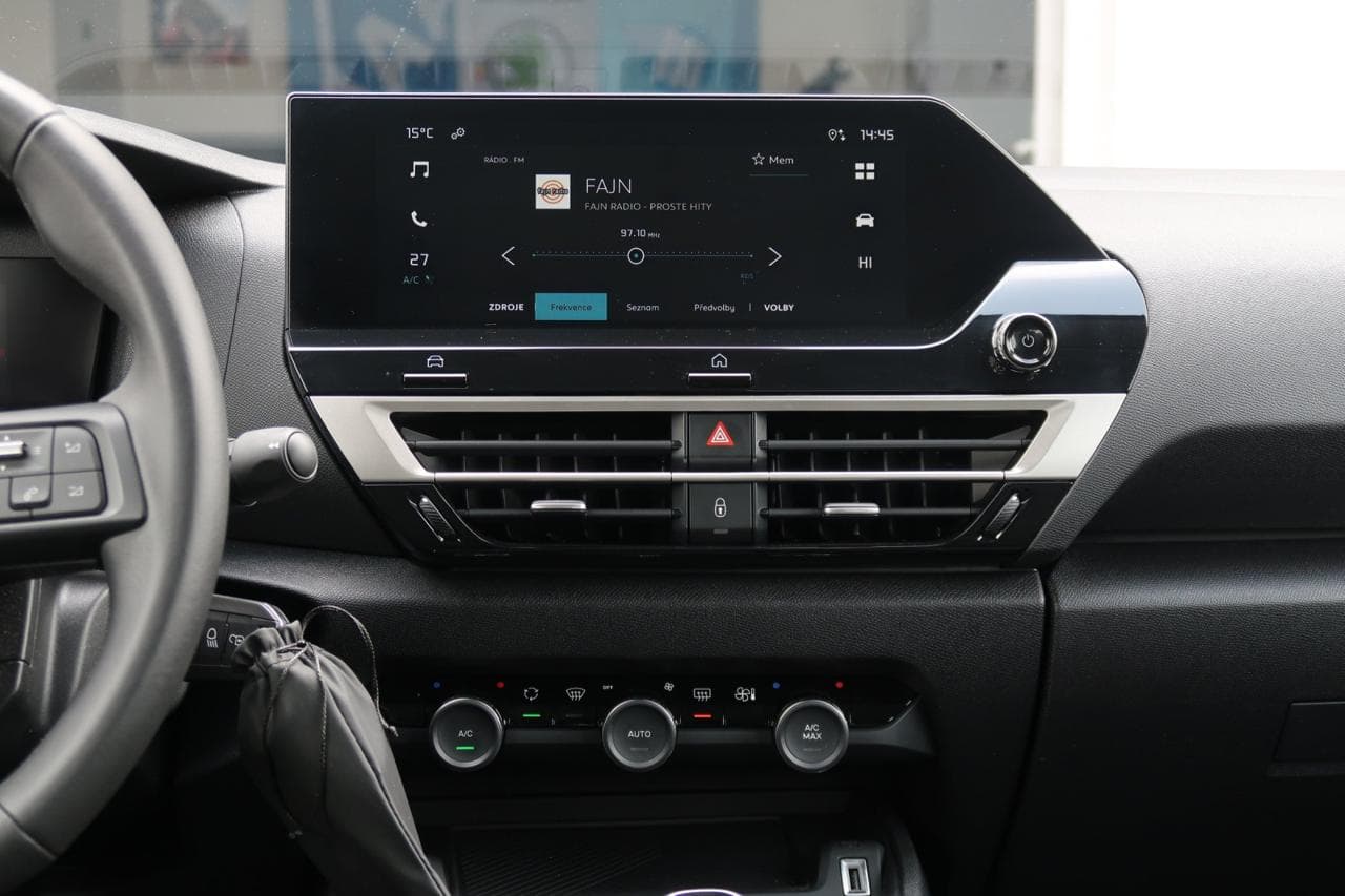 2025 Citroen C4 - 18