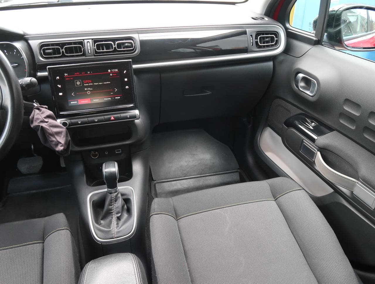 2017 Citroen C3 - 11