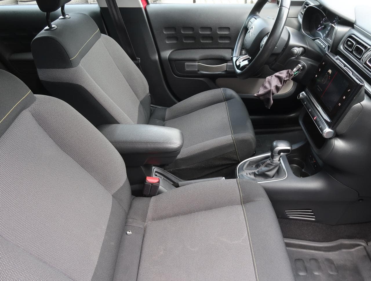 2017 Citroen C3 - 12