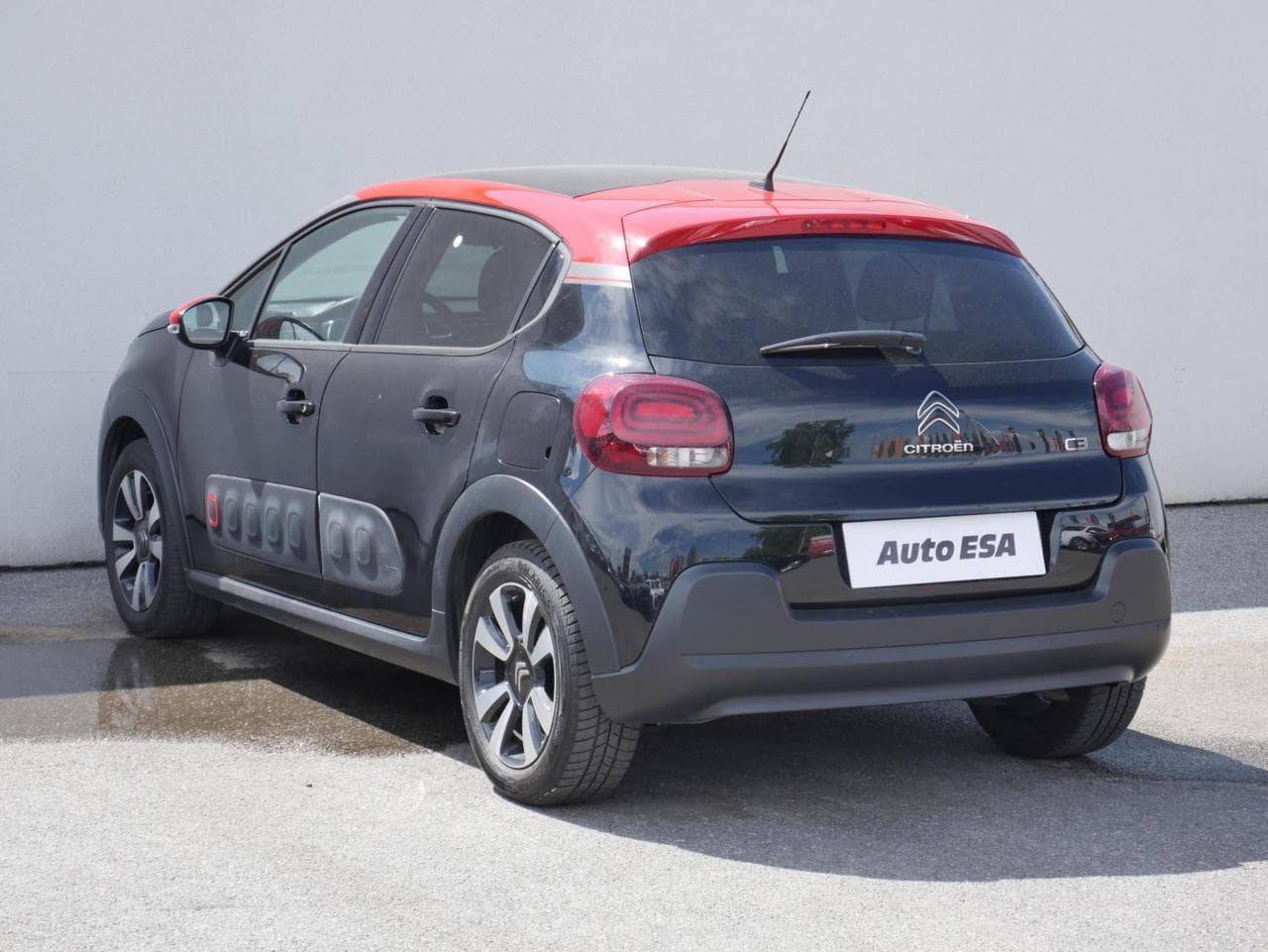 2018 Citroen C3 - 11