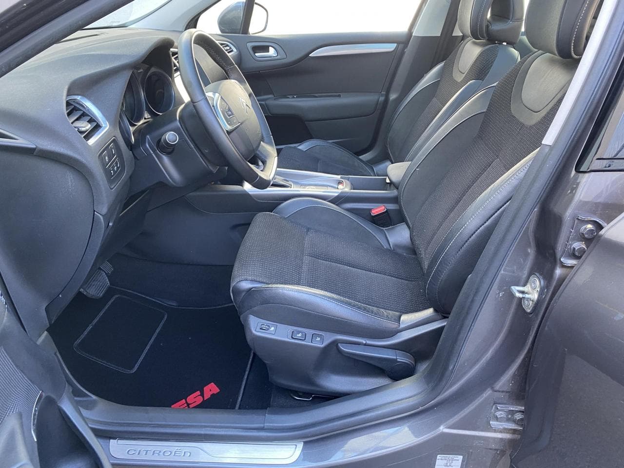 2016 Citroen C4 - 15