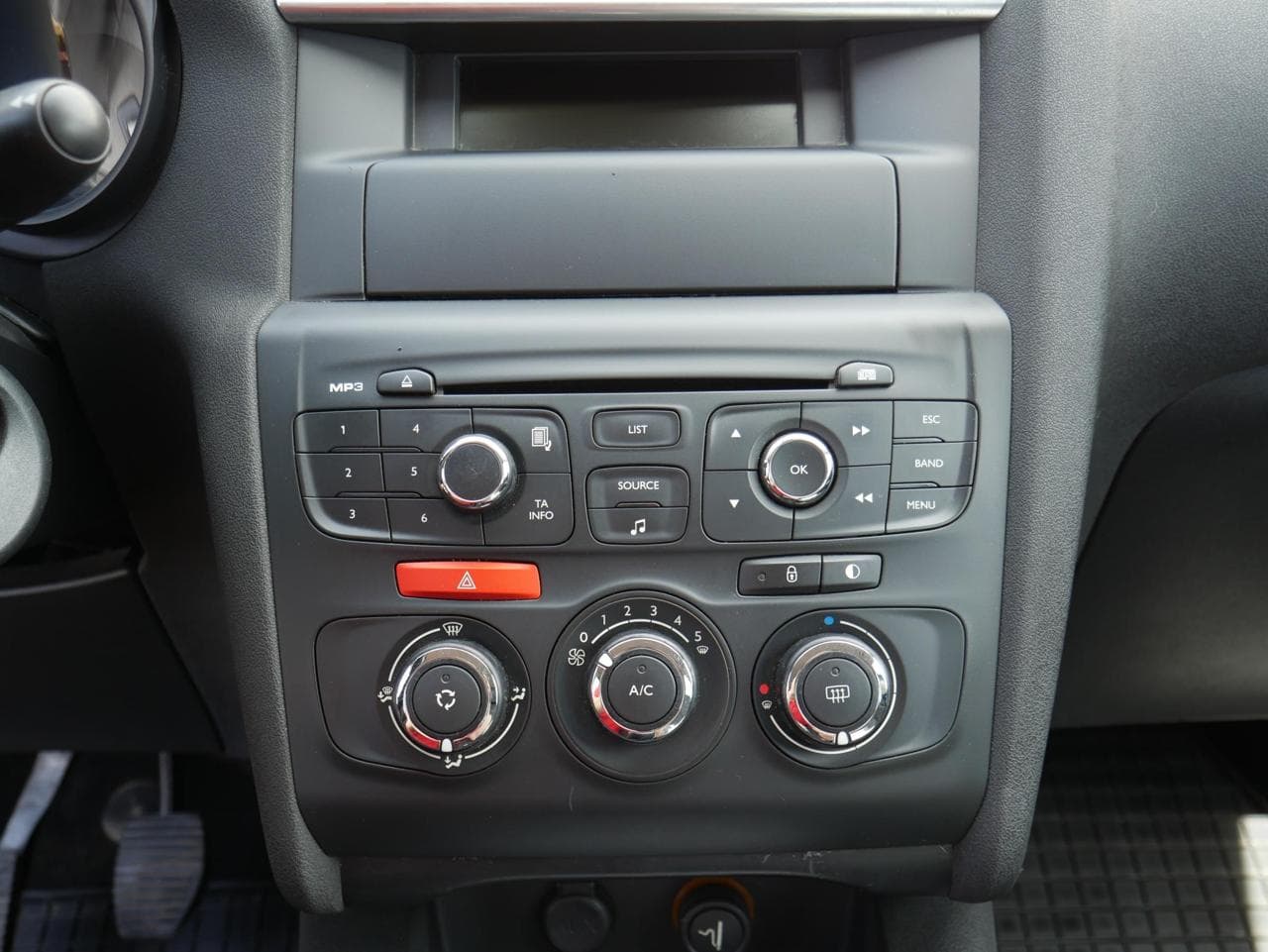 2011 Citroen C4 - 23