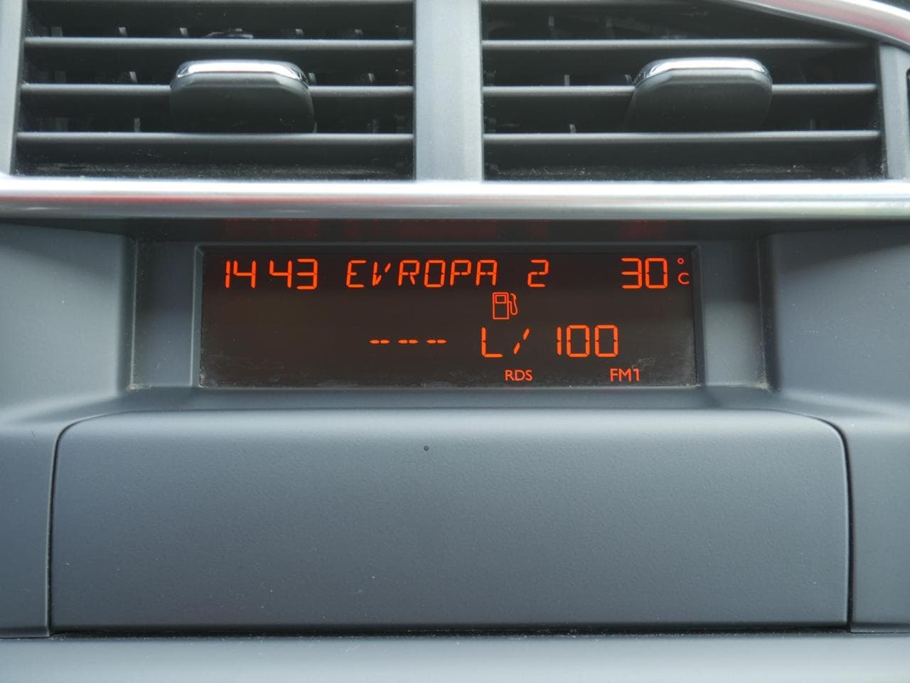 2011 Citroen C4 - 21