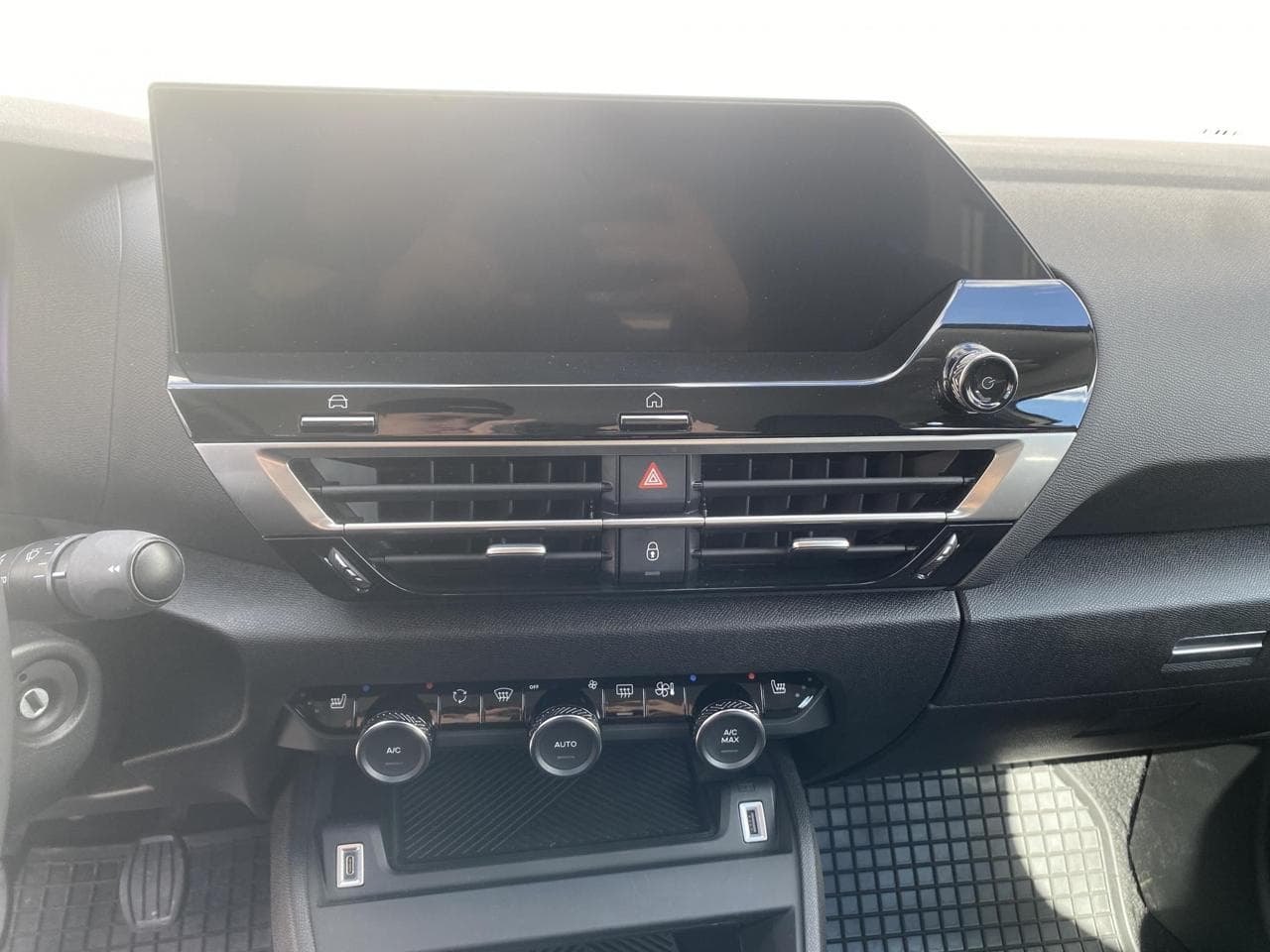 2023 Citroen C4 - 15