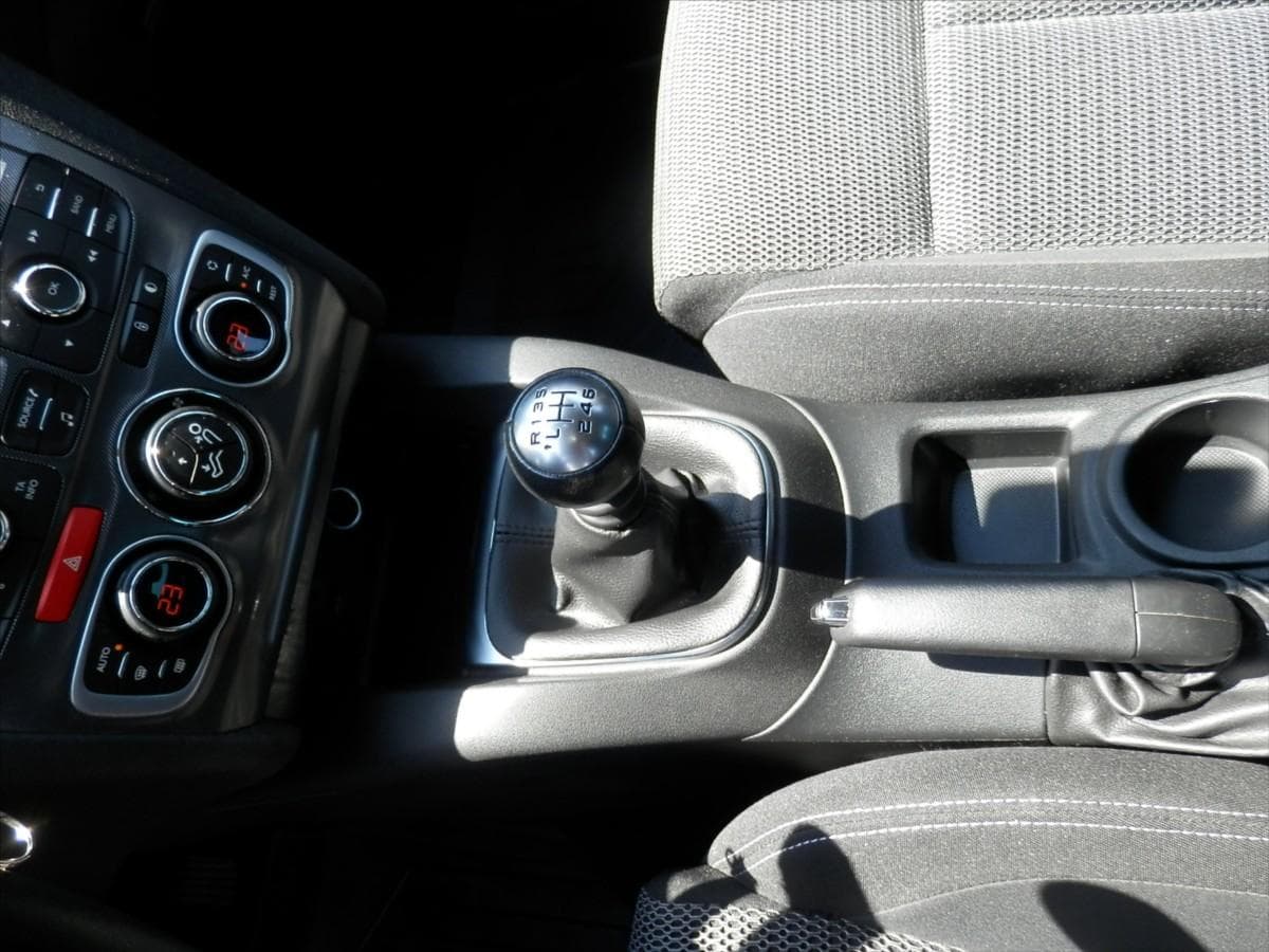 2014 Citroen C4 - 14
