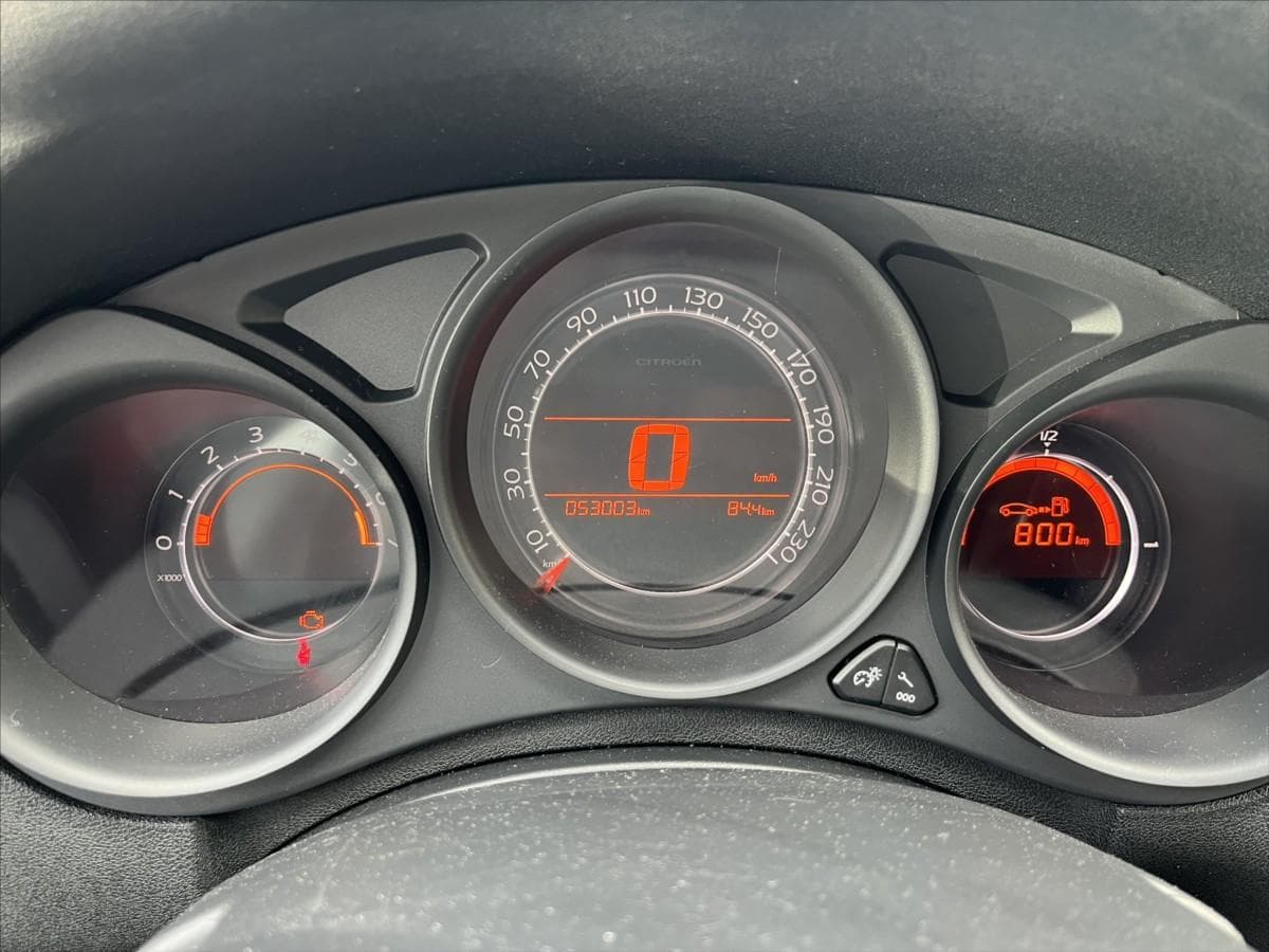 2014 Citroen C4 - 11