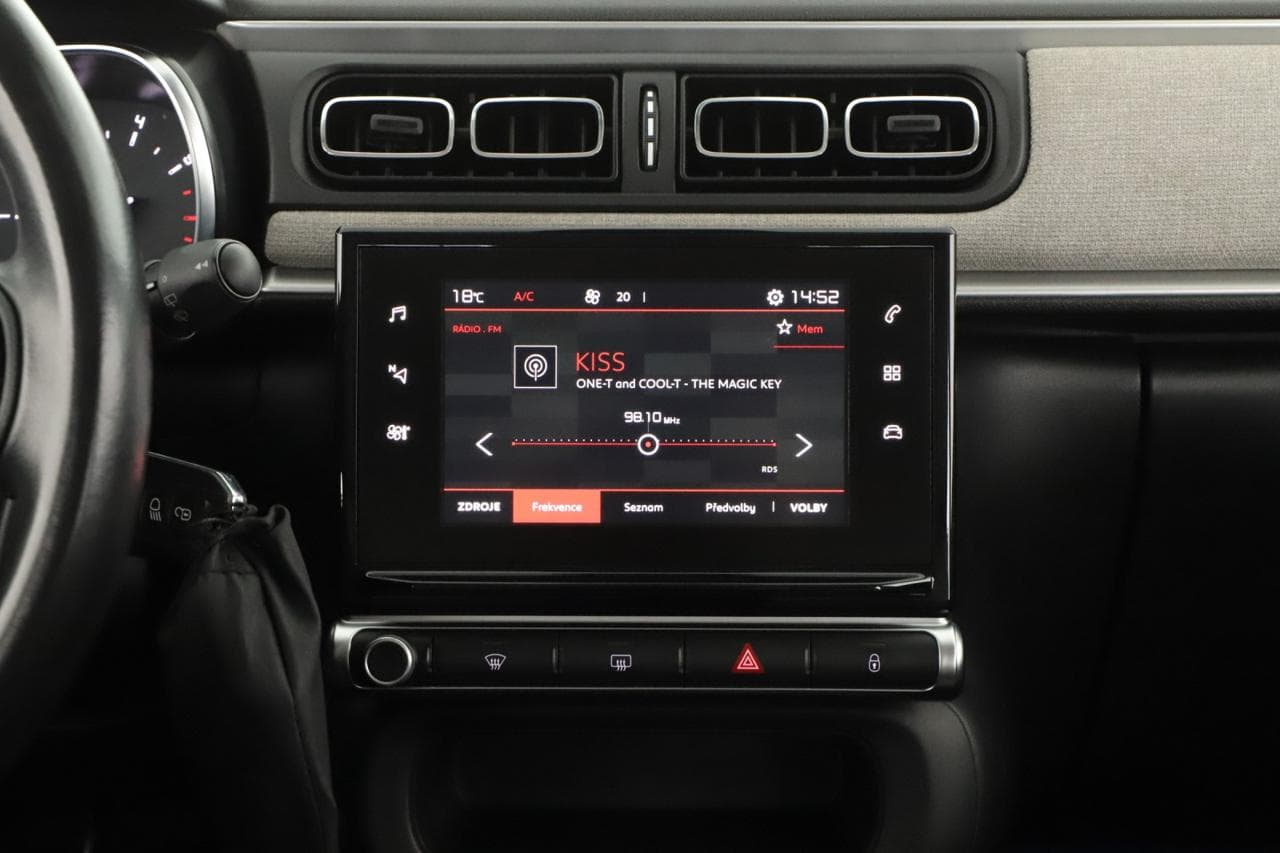 2017 Citroen C3 - 17