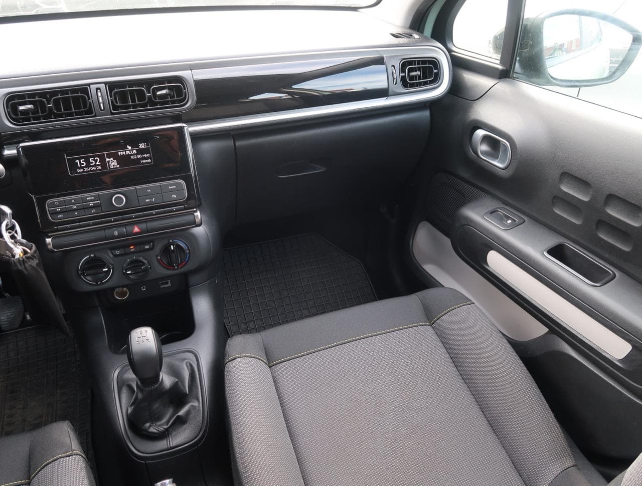 2018 Citroen C3 - 11