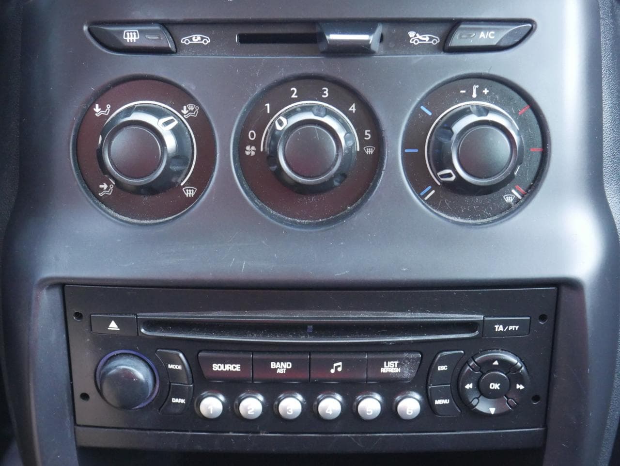 2011 Citroen C3 - 14