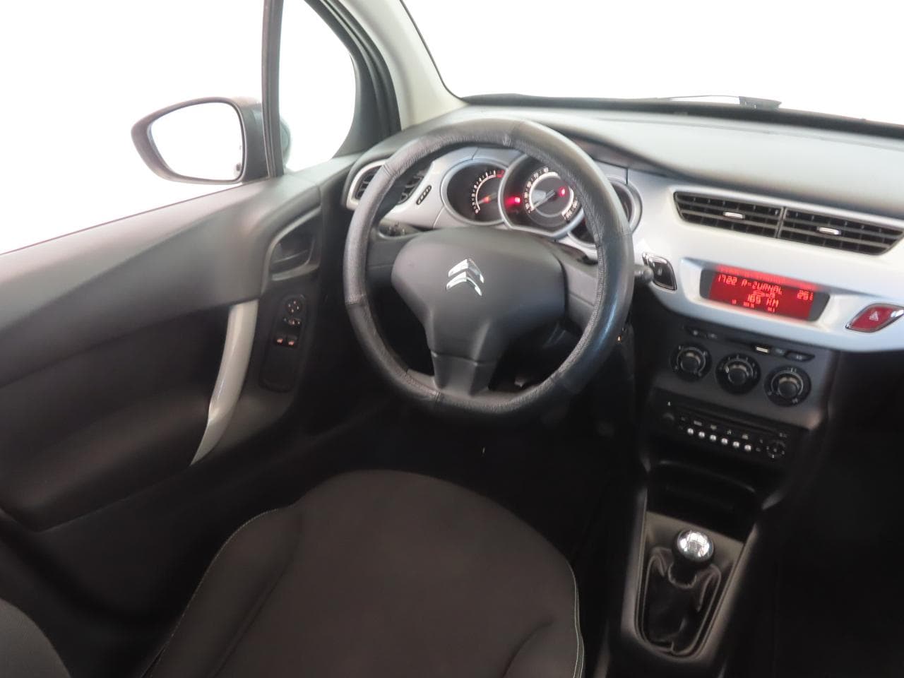 2016 Citroen C3 - 9