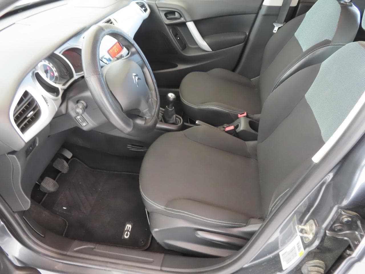 2016 Citroen C3 - 16