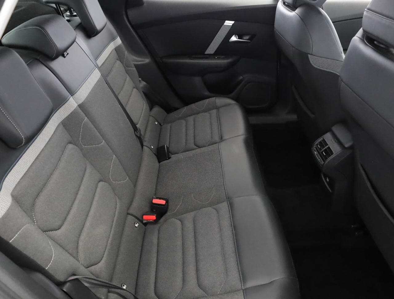 2021 Citroen C4 - 11