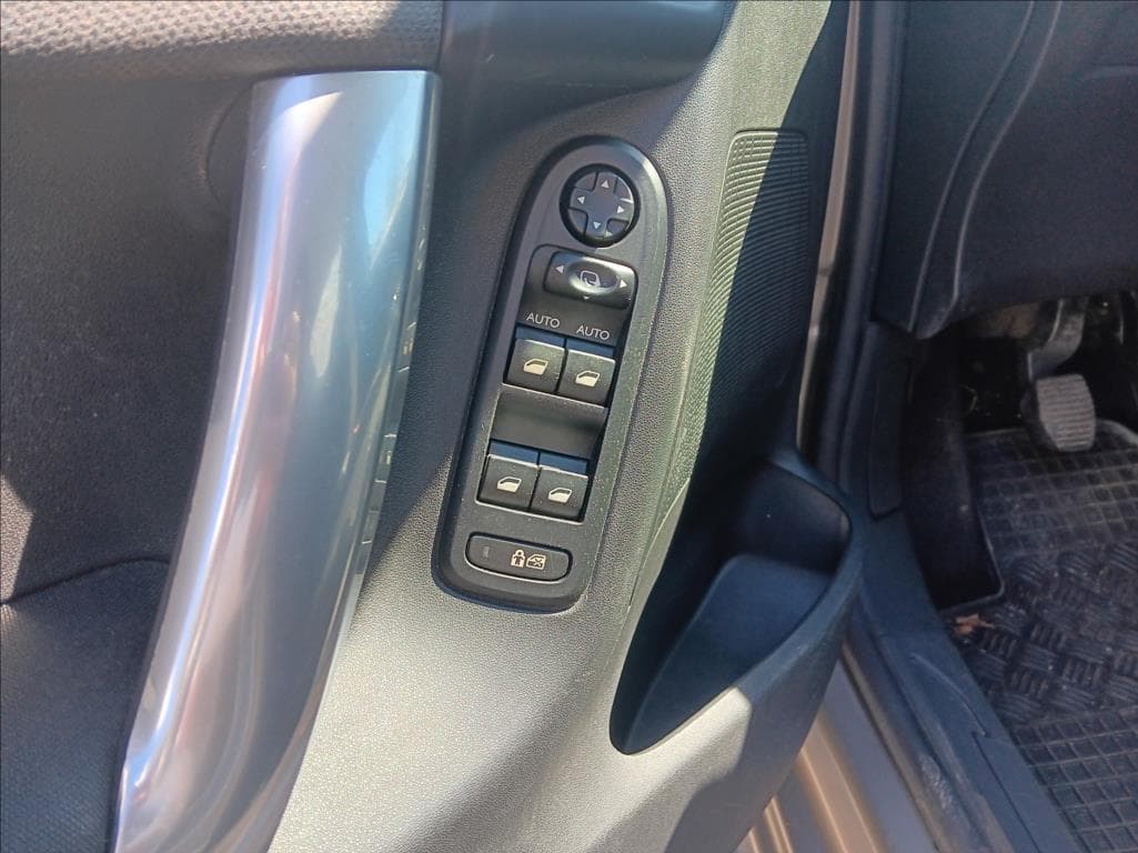 2010 Citroen C3 - 10