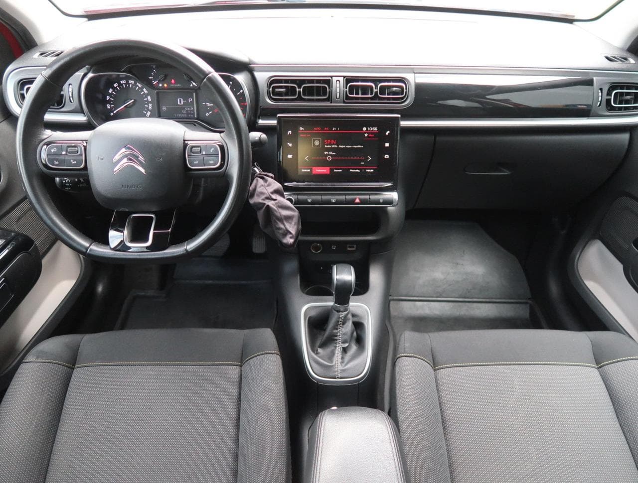 2017 Citroen C3 - 10